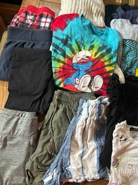 Women’s Small Clothing Bundle